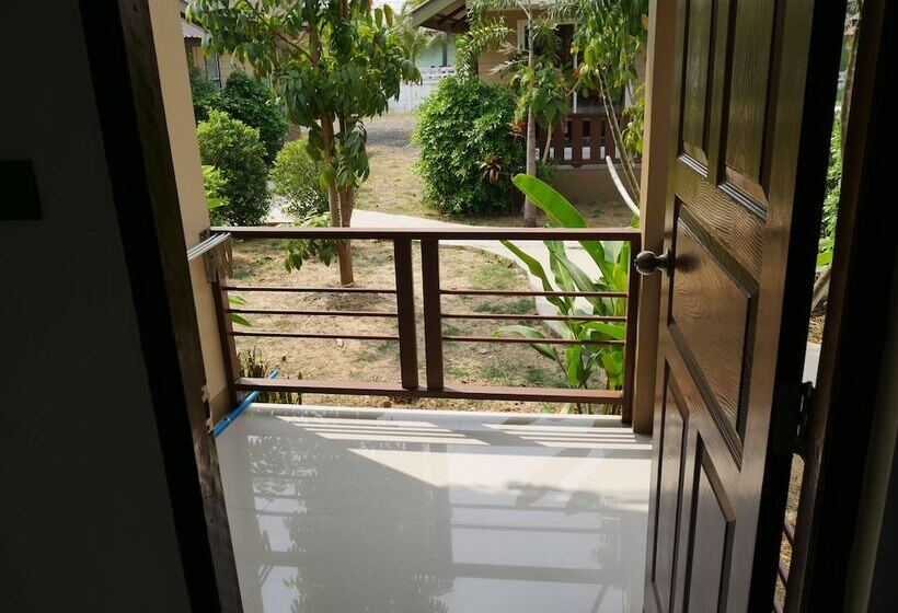 בית מלון כפרי Nuanrudee Resort