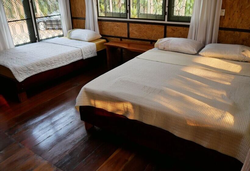 בית מלון כפרי Sakul Kaew Resort