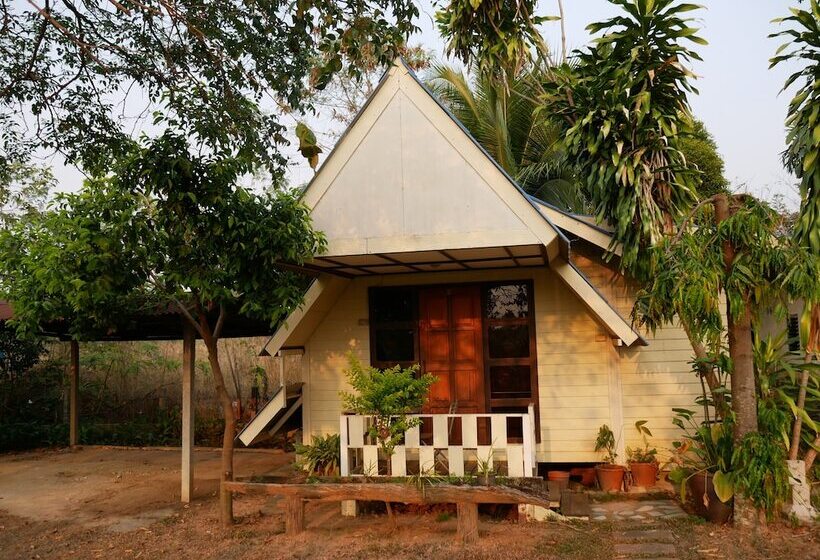 בית מלון כפרי Sakul Kaew Resort