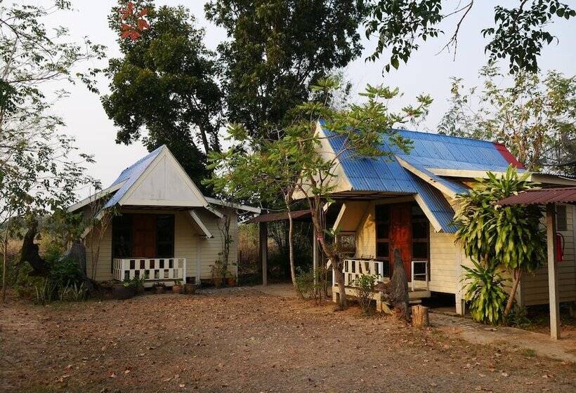 בית מלון כפרי Sakul Kaew Resort