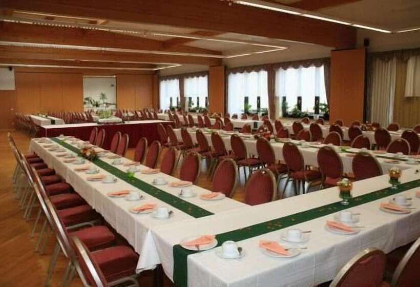 فندق Zur Hoffnung