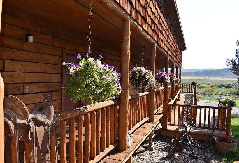 بنسيون Beartooth Basin Bunkhouse