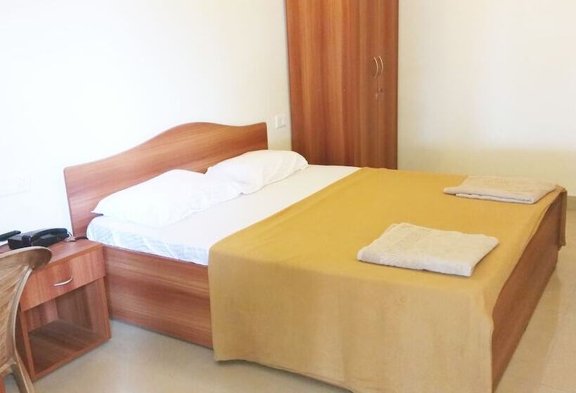 펜션 Gomes Pousada Guest House