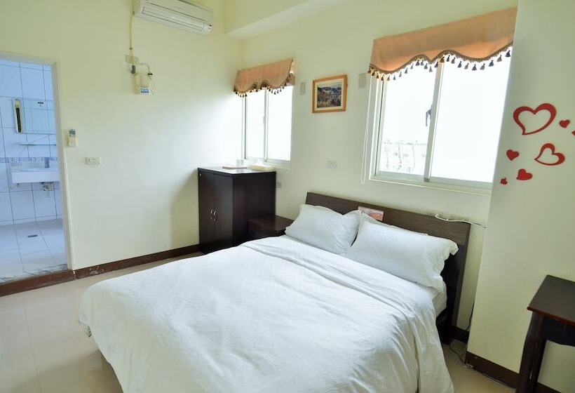 پانسیون Star House 101