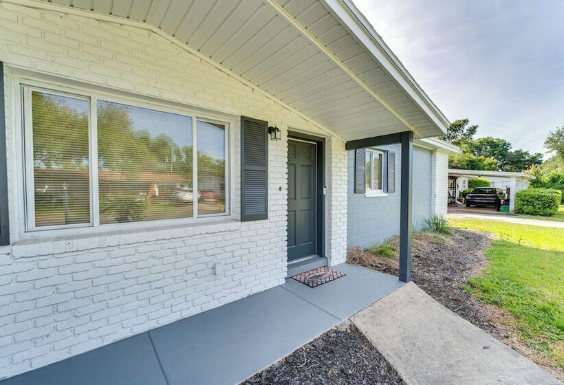 Game Room, Private Pool: South Daytona Home!