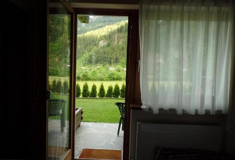 Bed and Breakfast Haus Oblasser