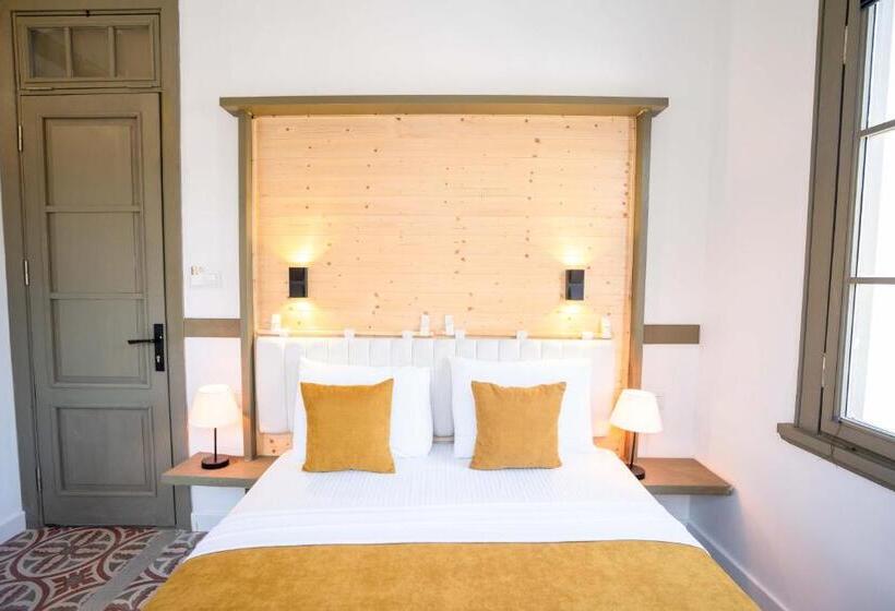 هتل Latibule özel Guest House