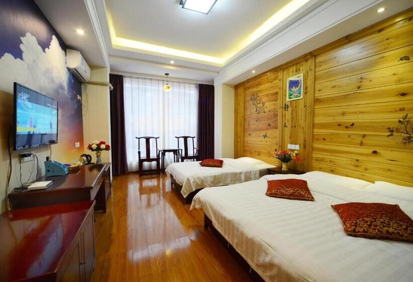 فندق Emeishan Moon Bay