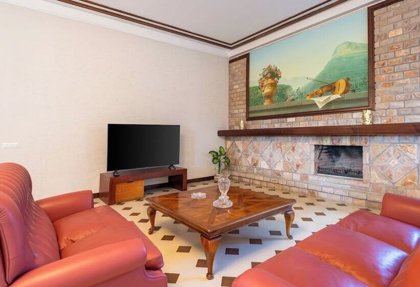 צימר Gargiulo Suites