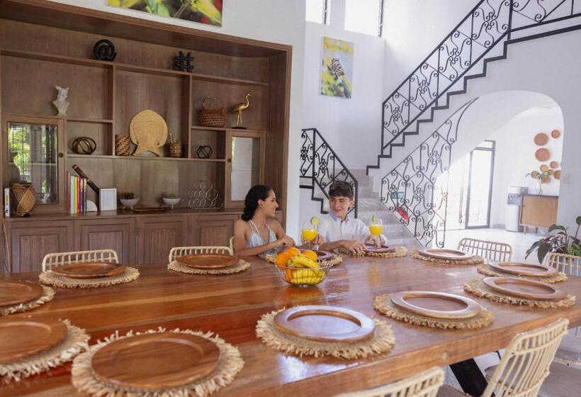 تختخواب و صبحانه Doral House Villavicencio