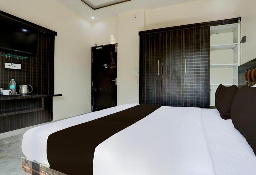 Oyo Hotel Rudraksh