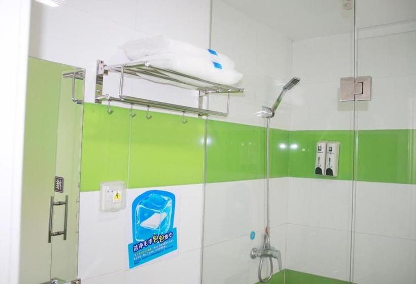 فندق 7days Inn Luzhou Longma Avenue District Government Branch