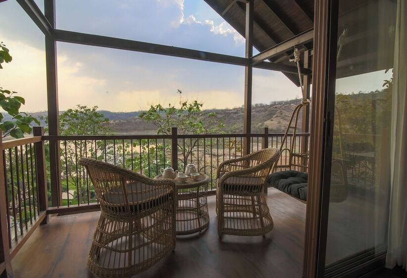 منتجع Toyam By Orchid Hotels