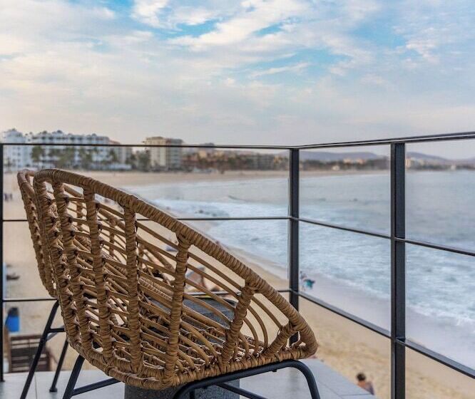هتل Cabo Break