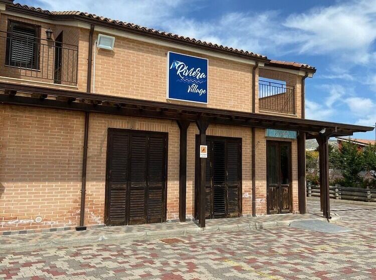 酒店 Riviera Village