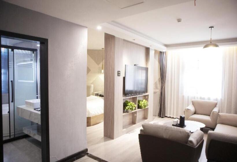 Borrman Hotel Pingyi Beifang Shicaicheng Mingde Road