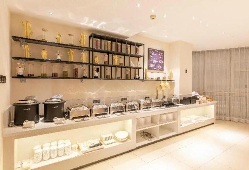 Отель City Comfort Inn Jiyuan Jishui Avenue Jigang