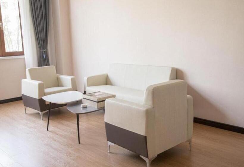 호텔 Green Tree Inn Express Inner Mongolia Tongliao Zalute Qi Lubei Town People S Hospital