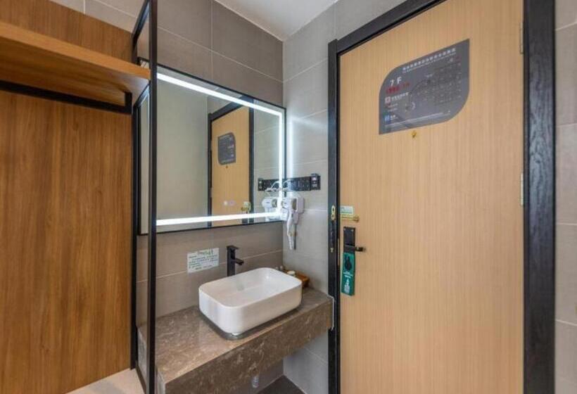 בית מלון כפרי Greentree Inn Express Lanzhou West Passenger Station Lanzhou Center
