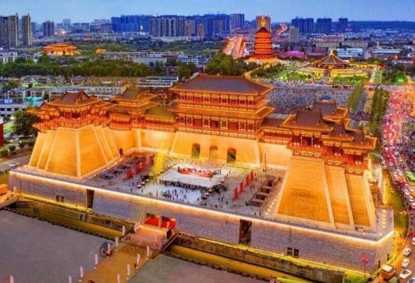 בית מלון כפרי Greentree Inn Luoyang Railway Station Wangfujing Wangcheng Park
