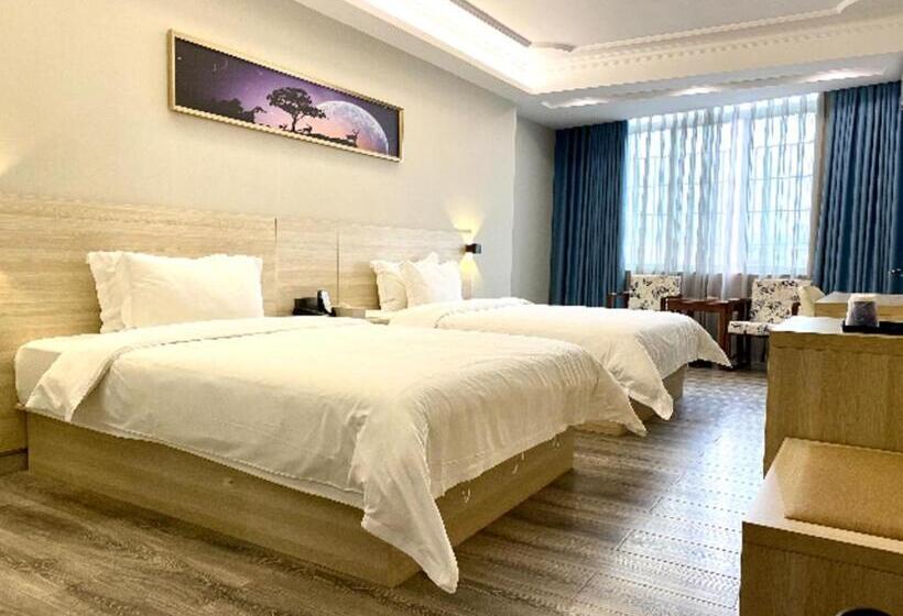 هتل Jtour Inn Maoming Huazhou Beijing Road Railway Station