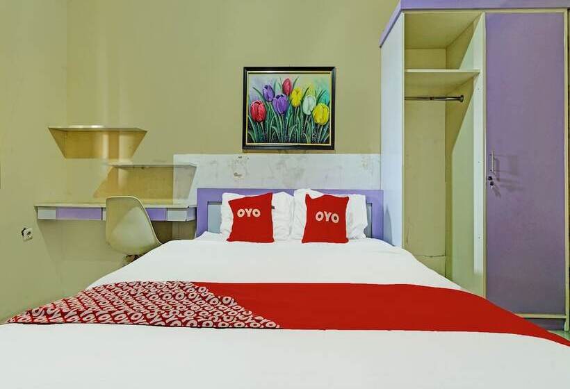 בית מלון כפרי Oyo 91955 Pondokan Cempaka