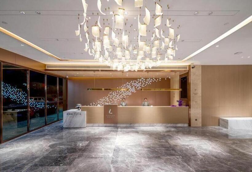 Lavande Hotel Chaozhou Fortune Center Lin Street