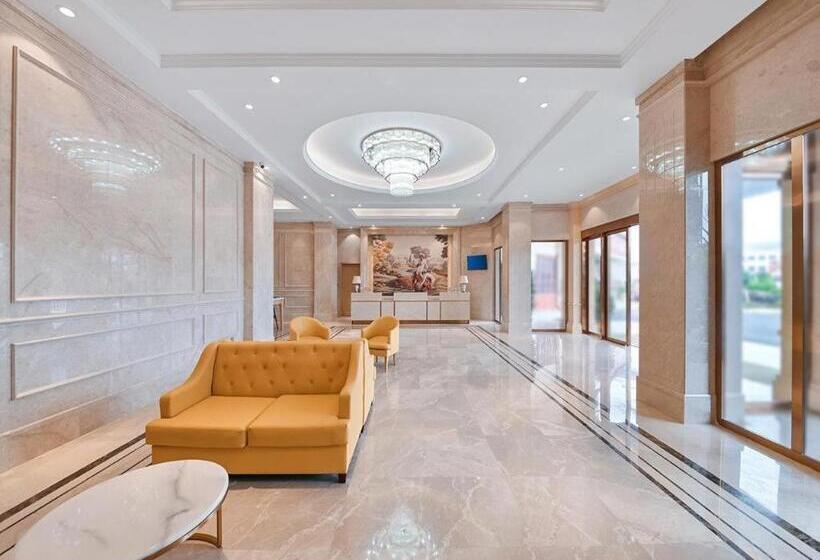 Vienna Hotel Jiangxi Ganzhou Ningdu Bus Station