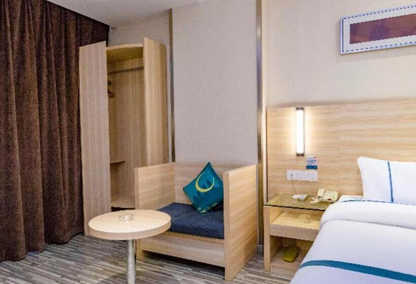 בית מלון כפרי City Comfort Inn Yulin Rong County Bus Terminal Xiujiang Bridge