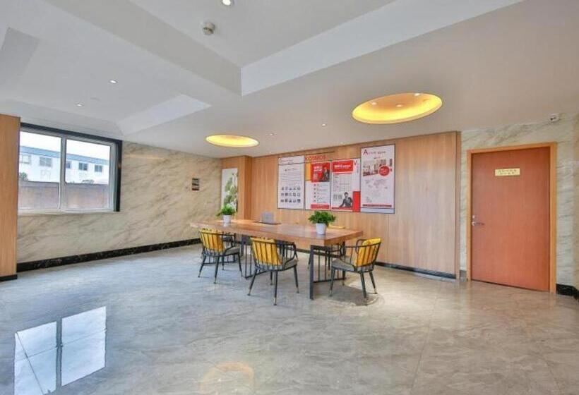 هتل Green Tree Inn Express Zhejiang Zhoushan Xincheng Zheda