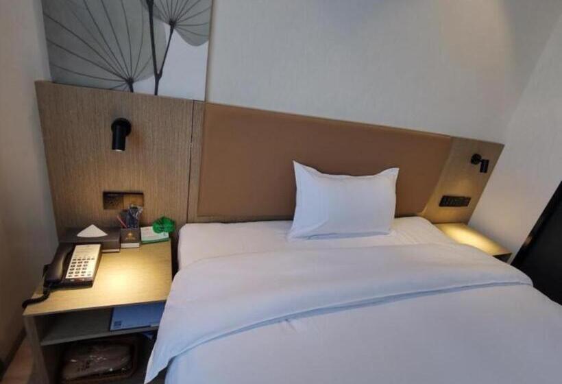 فندق Greentree Inn Express Fuzhou Linchuan District Gandong Auto City