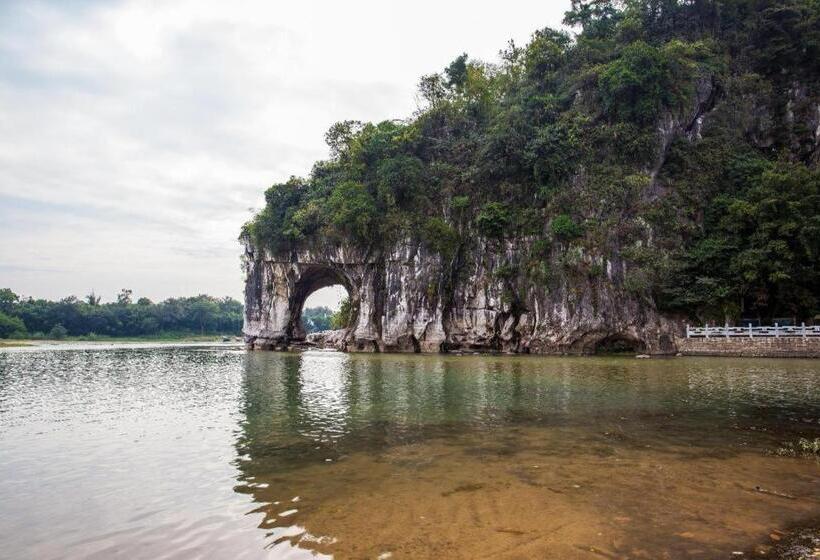 Отель Guilin Wanjing