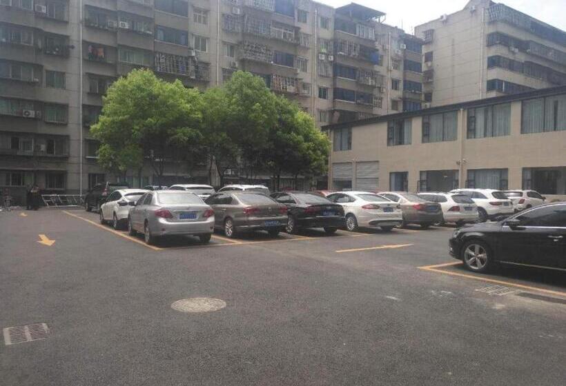호텔 James Joyce Coffetel Guangyuan High Speed Railway Station Dongba Municipal Government
