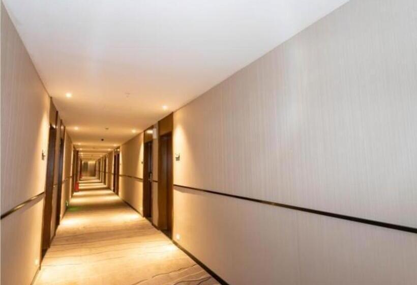 호텔 Jtour Inn Yulin High Speed Railway Station Rt Mart