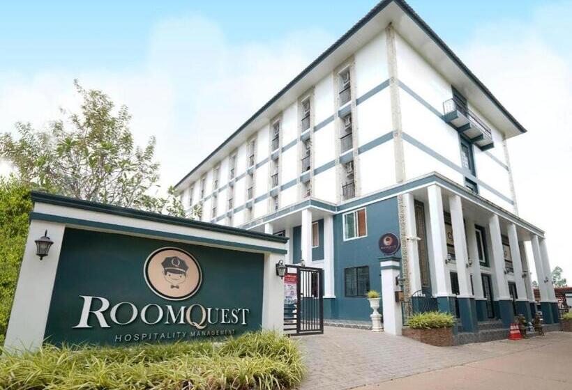 هتل Roomquest Prachin Buri Rojana