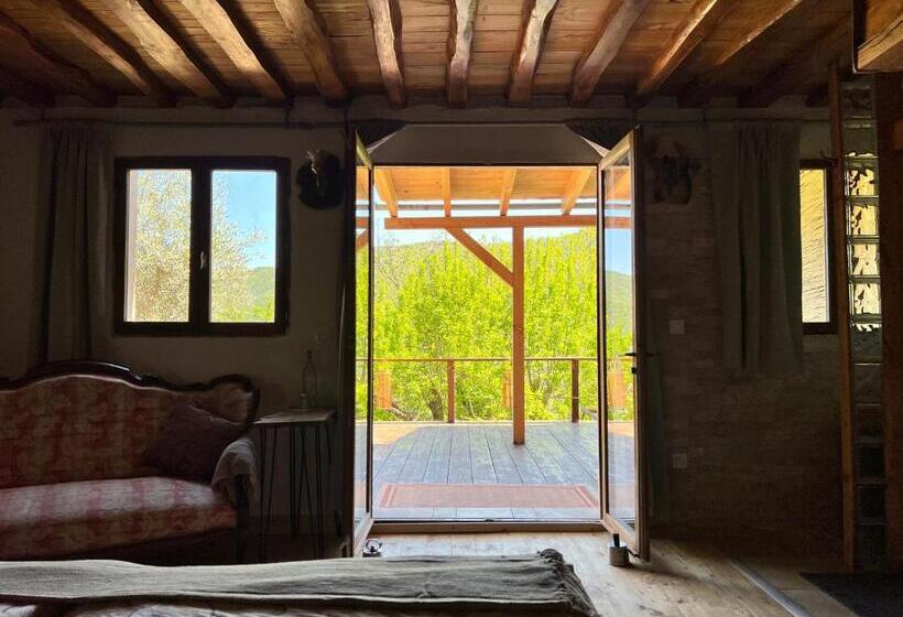 ベッドアンドブレックファースト Les Magnels