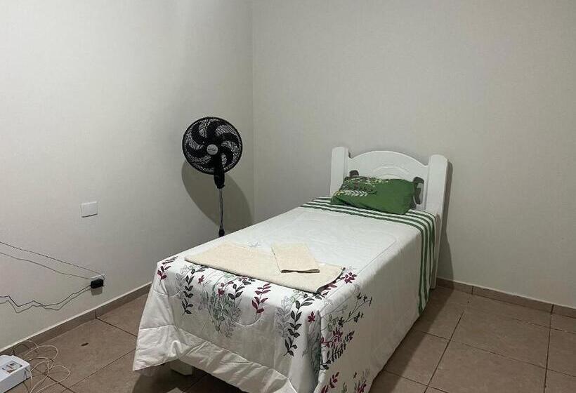 Hostel Jotaaa F
