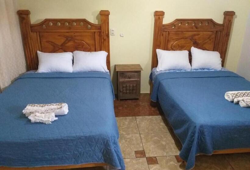 هتل Casa Viejo Chac