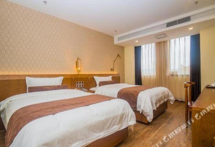 هتل James Joyce Coffetel Xishuangbanna Poshui Square Manjinglan Ancient City