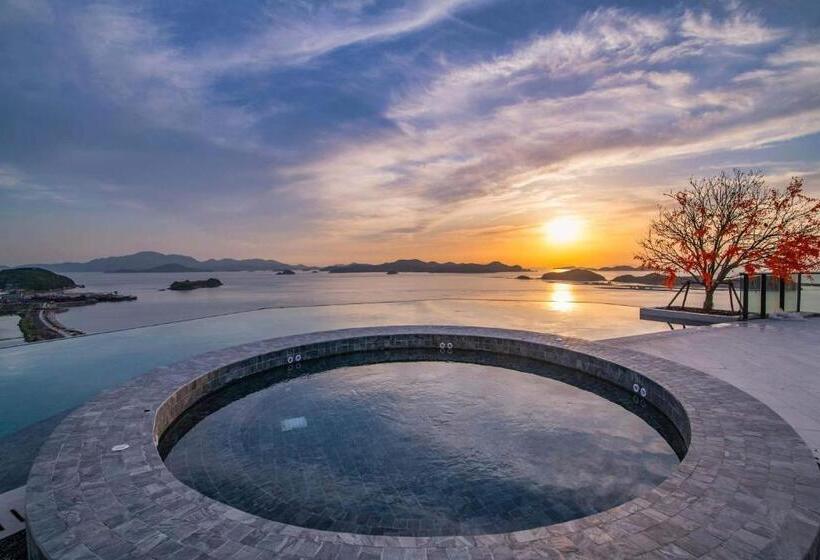 هتل Zhoushan Poly Senbo Nature Park & Resort