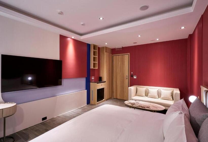 مُتل 和陽行館 Villa Bon Moment