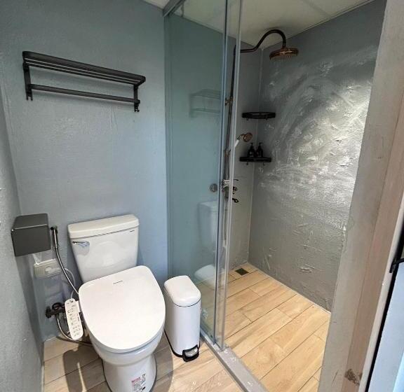 پانسیون 122 Western Building