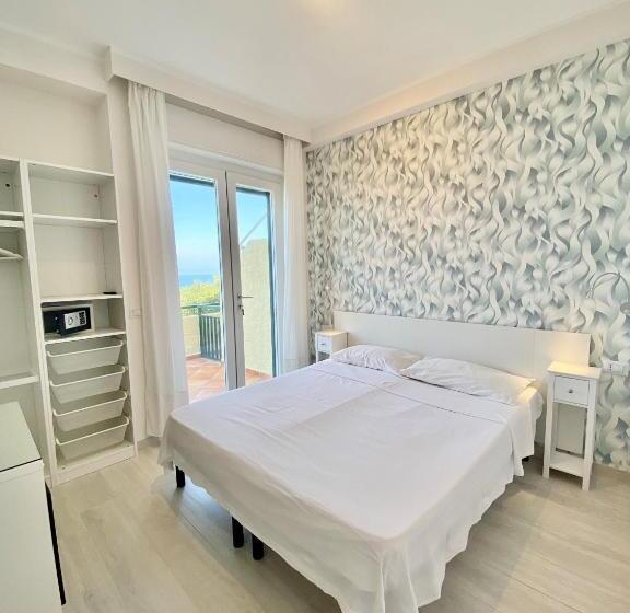 ペンション Camera Vista Mare Ad Acciaroli Località Mezzatorre