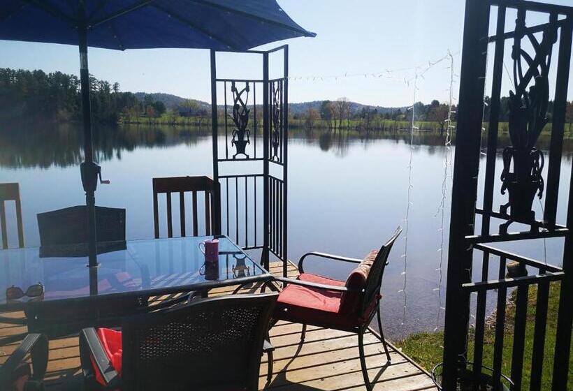 פנסיון Peaceful Restful & Fun On The Water