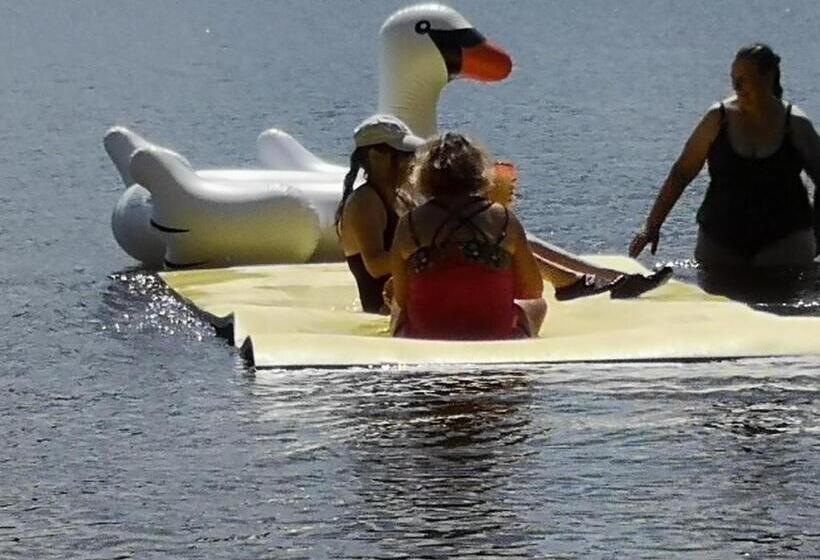 פנסיון Peaceful Restful & Fun On The Water