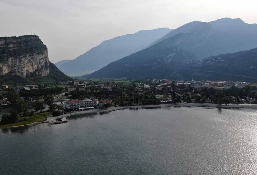 هتل Bike Garnì Villa Maria Torbole