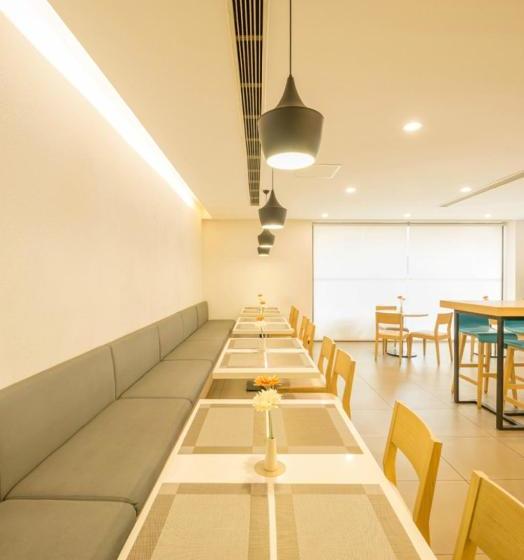 Отель Hanting  Shenyang Yuhong Square