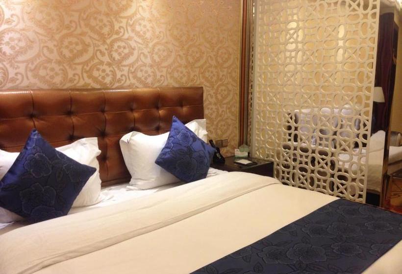 Hotel Yijia Chain  Mingren Branch