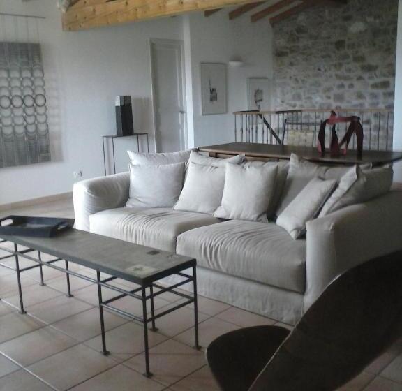 ベッドアンドブレックファースト La Maison Du Ruisseau