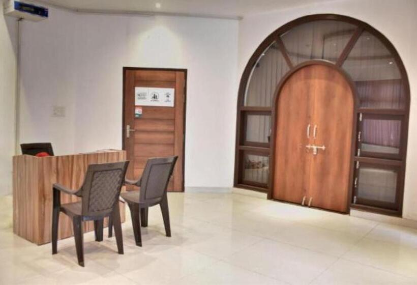 Hotel Goroomgo Maujis Villa Guest House Prayagraj Near Sangam Railway Station Luxury Room Quality Exce